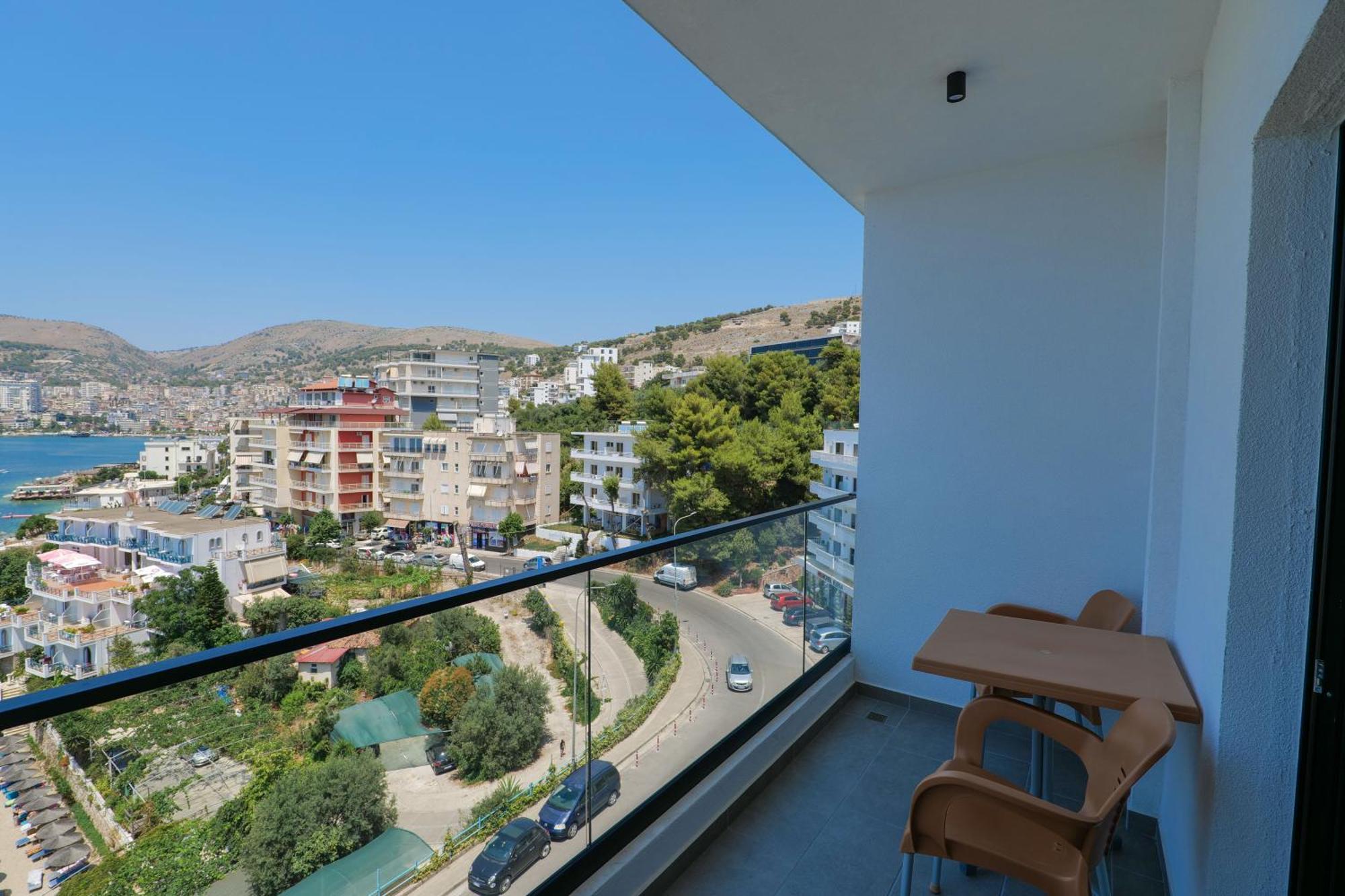 Hotel Edola Саранда Екстер'єр фото
