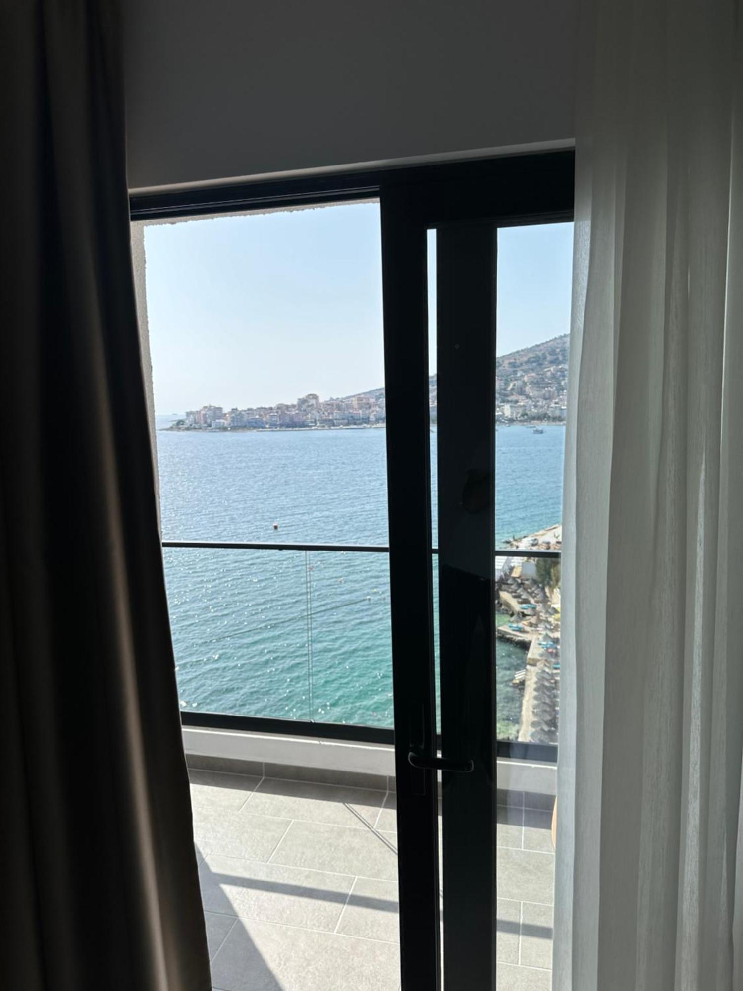 Hotel Edola Саранда Екстер'єр фото