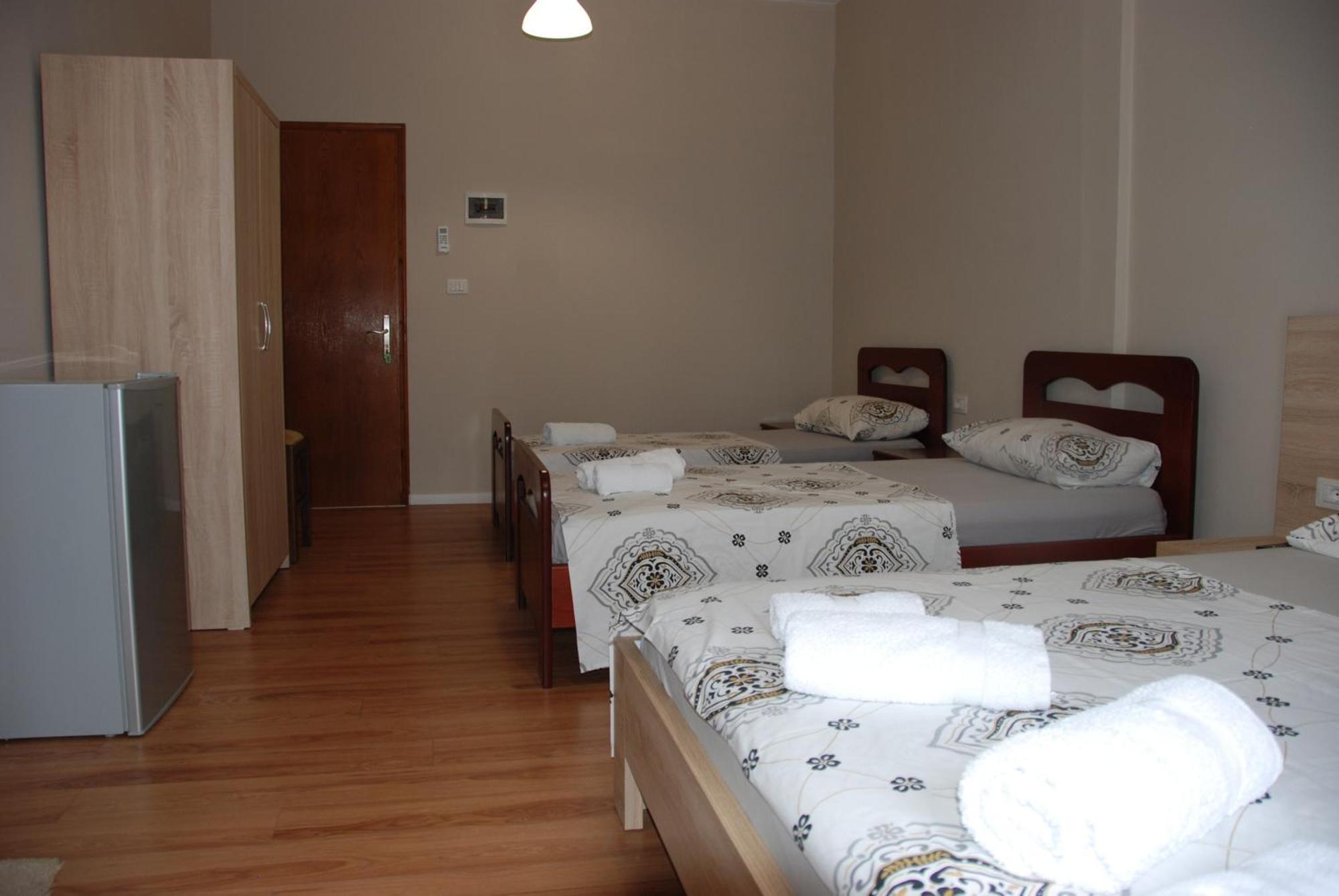 Hotel Edola Саранда Екстер'єр фото